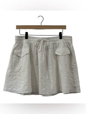 Y2K Aerie White Cotton Eyelet Mini Skirt with Pockets – Size XL